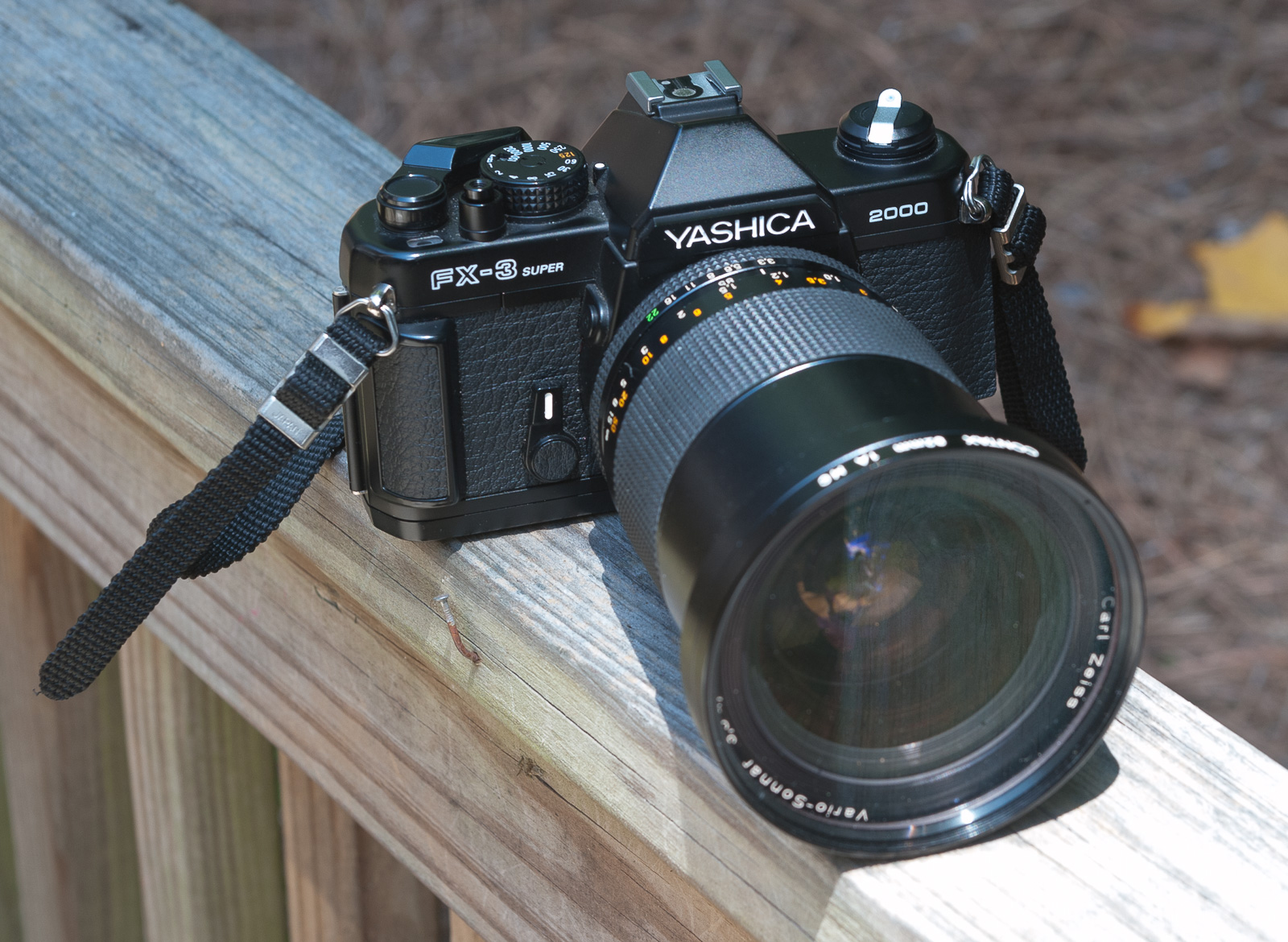 Yashica FX-3 Super 2000 – of the need of a hair dryer in a