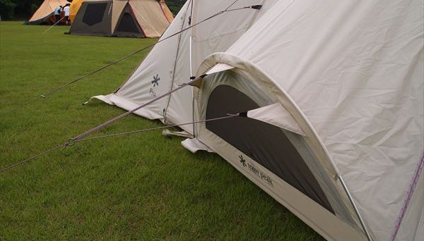 スノーピーク（Snow Peak）スピアヘッド Pro.M【360VR】｜白いワン