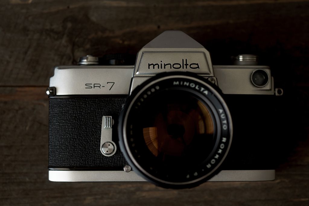minolta SR-7と緑のロッコールAUTO ROKKOR-PF 58mm f1.4がやってきた
