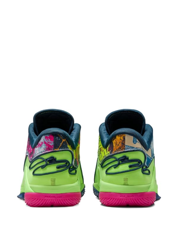 Nike LeBron 22 Sneakers | Green | FARFETCH CA