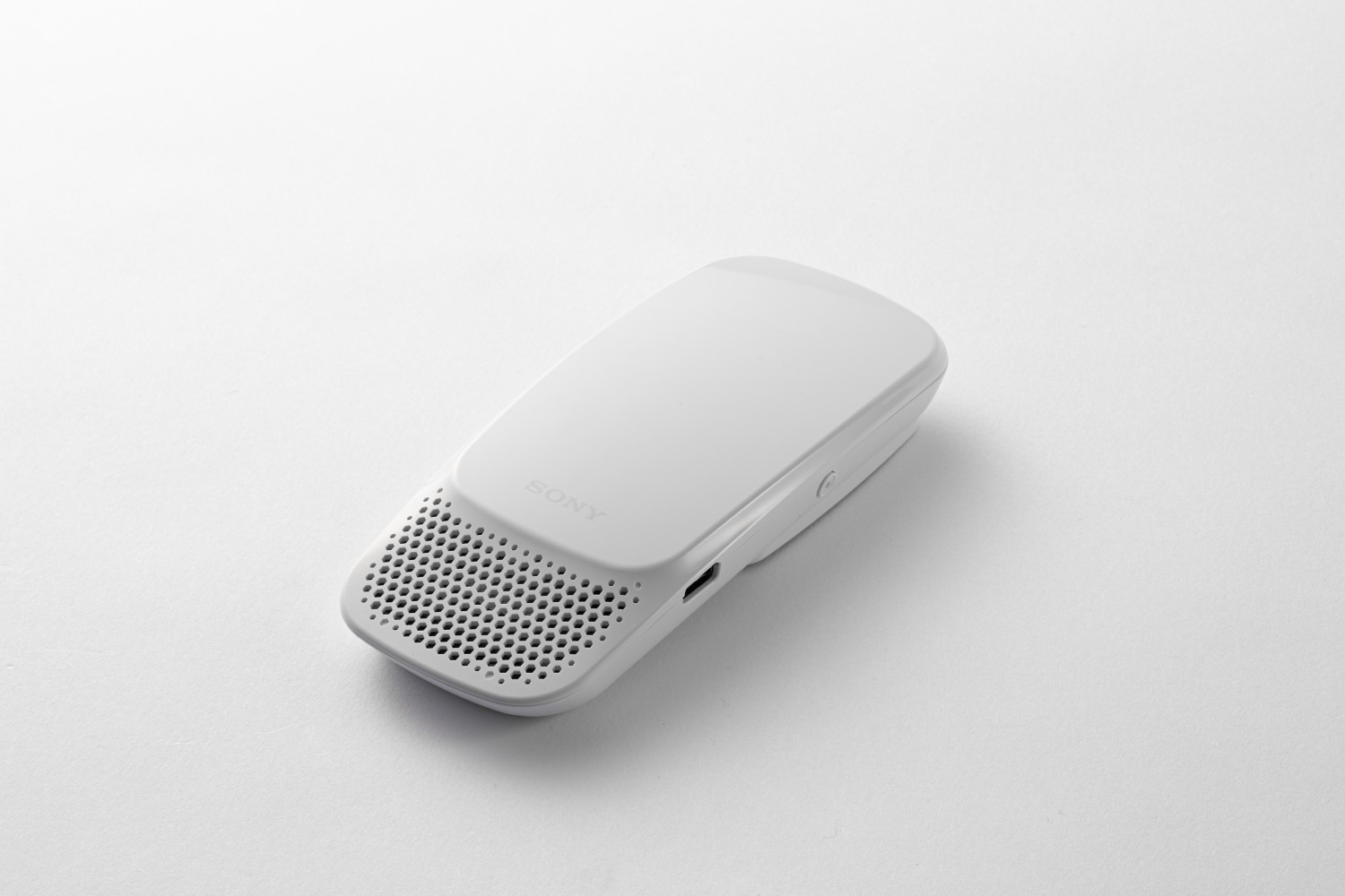 ソニーの着るエアコン、ペルチェ素子機器「REON POCKET 3」の冷え具合