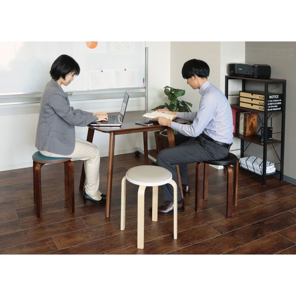 軒先渡し】ヤマソロ Clee スタッキングスツール ブラック 40-401 1