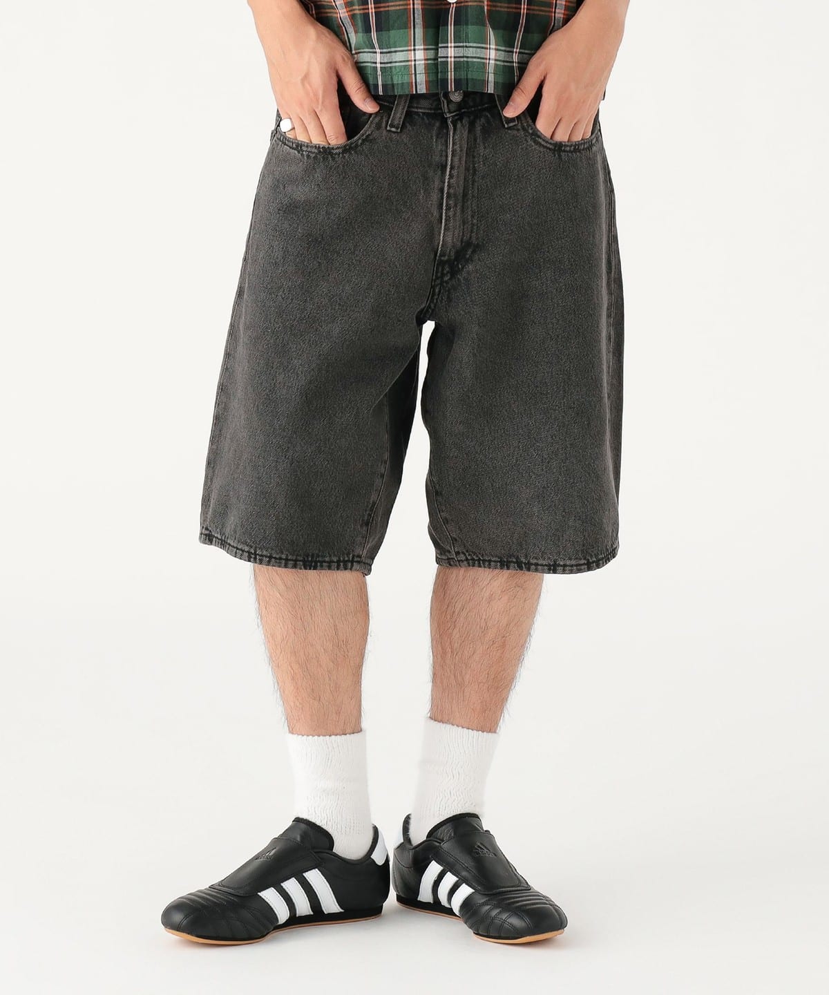 BEAMS（ビームス）LEVI'S(R) / 478（TM） バギー ショートパンツ