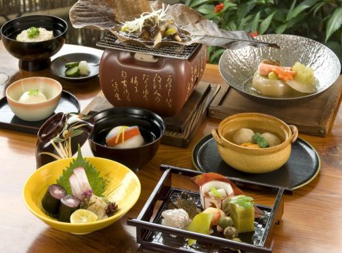 お料理】 - 津市 和食・懐石の緑彩