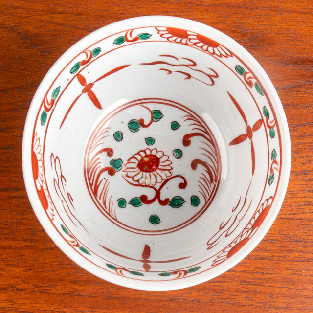 古伊万里 赤玉瓔珞文 深鉢 明治時代 E1608 | iichi 日々の暮らしを