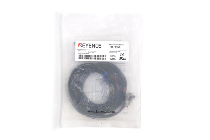 キーエンス 超小型アンプ内蔵型光電センサ PR-F51N3 | 保守部品.com