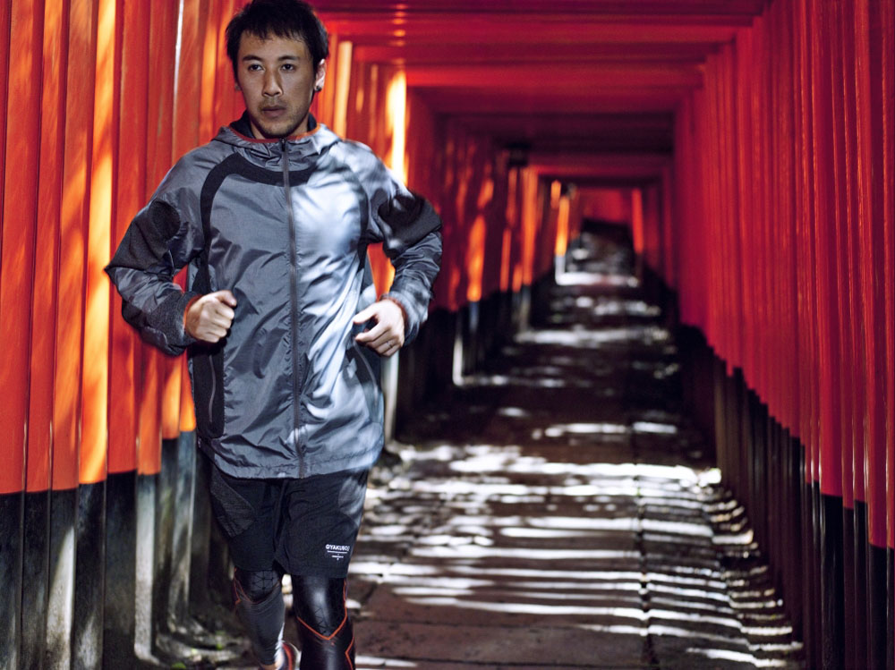 GYAKUSOU』の2011年秋冬コレクションが10月15日（土）より販売開始。