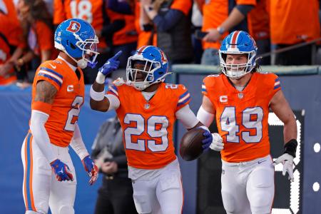 NFLブロンコスなど第1シード 11日からプレーオフ｜秋田魁新報電子版