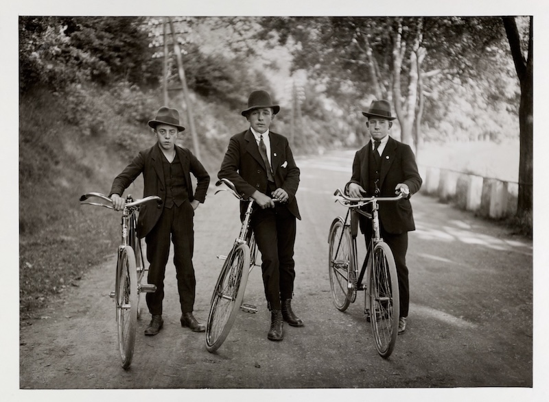 August Sander August Sander: People of the 20th Century - Artdoc