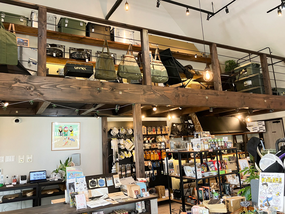 道の駅草津にアウトドア専門店「7th9LODGE」誕生 | チェキポス