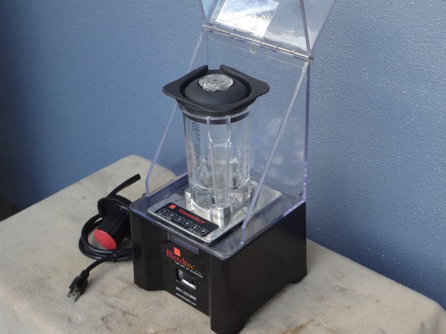 大阪 厨房本舗 Blendtec(ブレンドテック) スムージーブレンダー ICB3