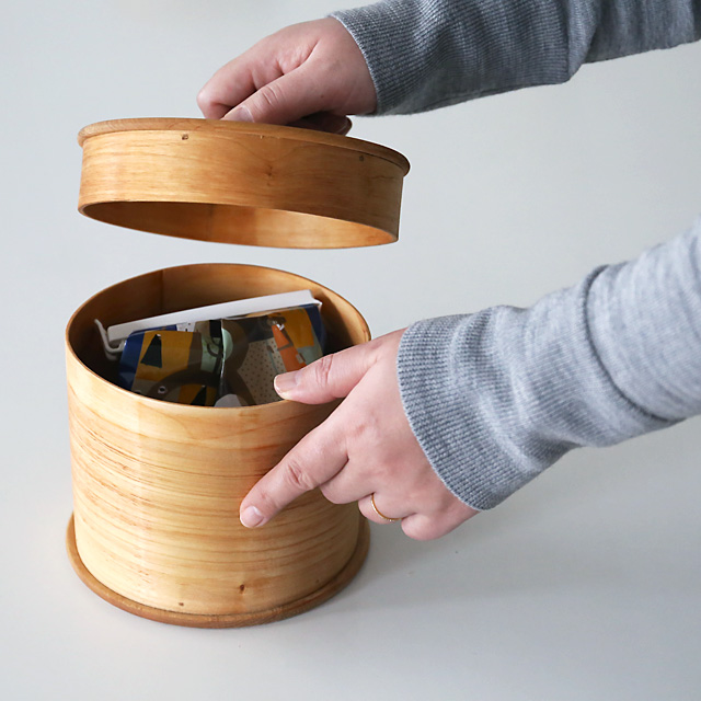 Skandinavisk Hemslojd/スカンジナビスク・ヘムスロイド/ふた付