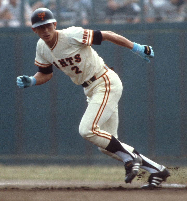 松本匡史 水色の手袋で塁間を駆けた“青い稲妻”／プロ野球1980年代の名