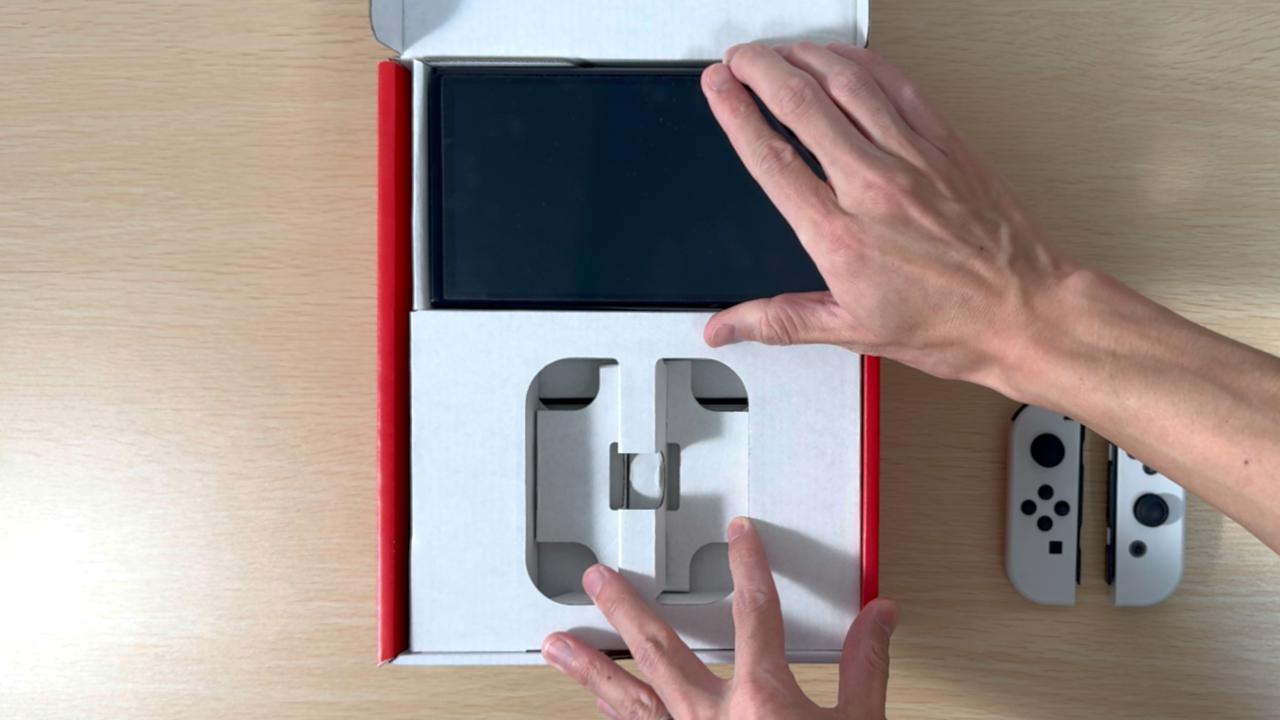 初代 Switch と有機ELモデルを箱に戻す方法を写真でわかりやすく紹介