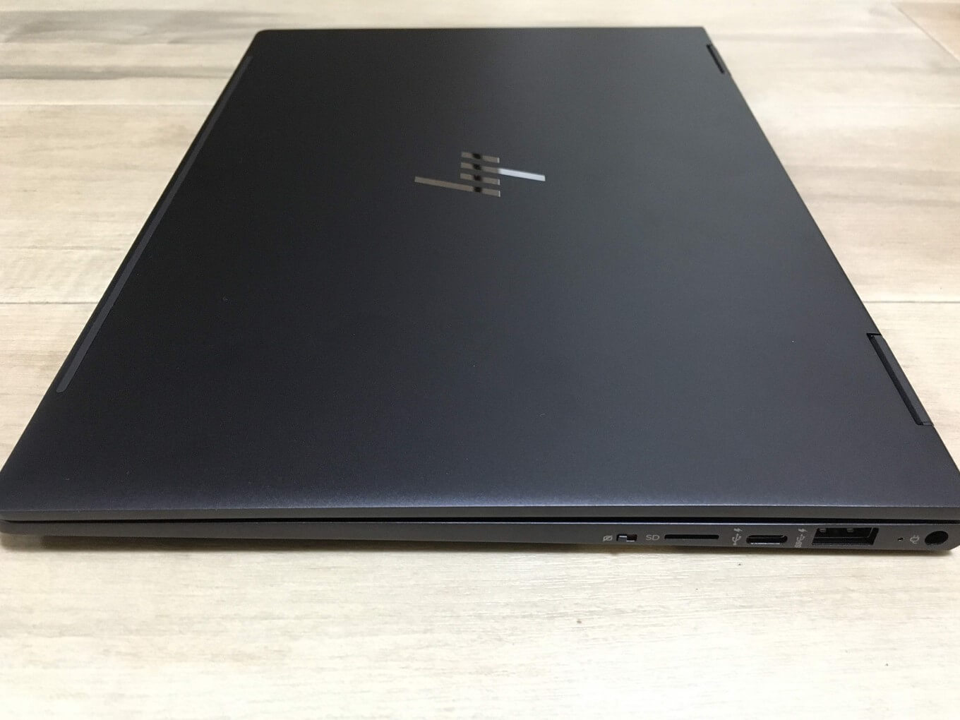HP ENVY x360 13(Ryzen7, 3700U)のレビュー