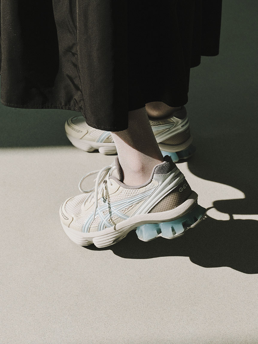 ASICS for emmi】GEL-KINETIC FLUENT(スニーカー)｜シューズ｜emmi