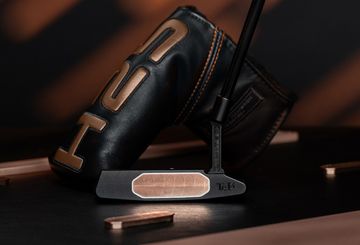 スコッティ・キャメロンの25年以上愛される素材を称えるホリデー