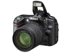 ニコン、ミドルクラスの1,020万画素デジタル一眼レフ「D80」