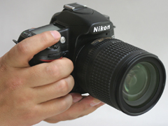 写真で見るニコン「D80」
