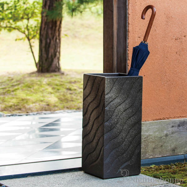 お値下げしました⤵信楽焼傘立て シダ彫り 高さ50cm お値下げしま