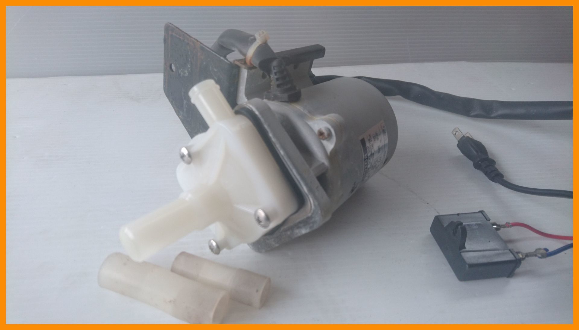 またもや製氷機ポンプモーターキタシバ製100Vホシザキ製氷機ポンプ中古