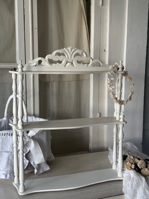 ホワイトシェルフ | フランスアンティークショップディフェランス