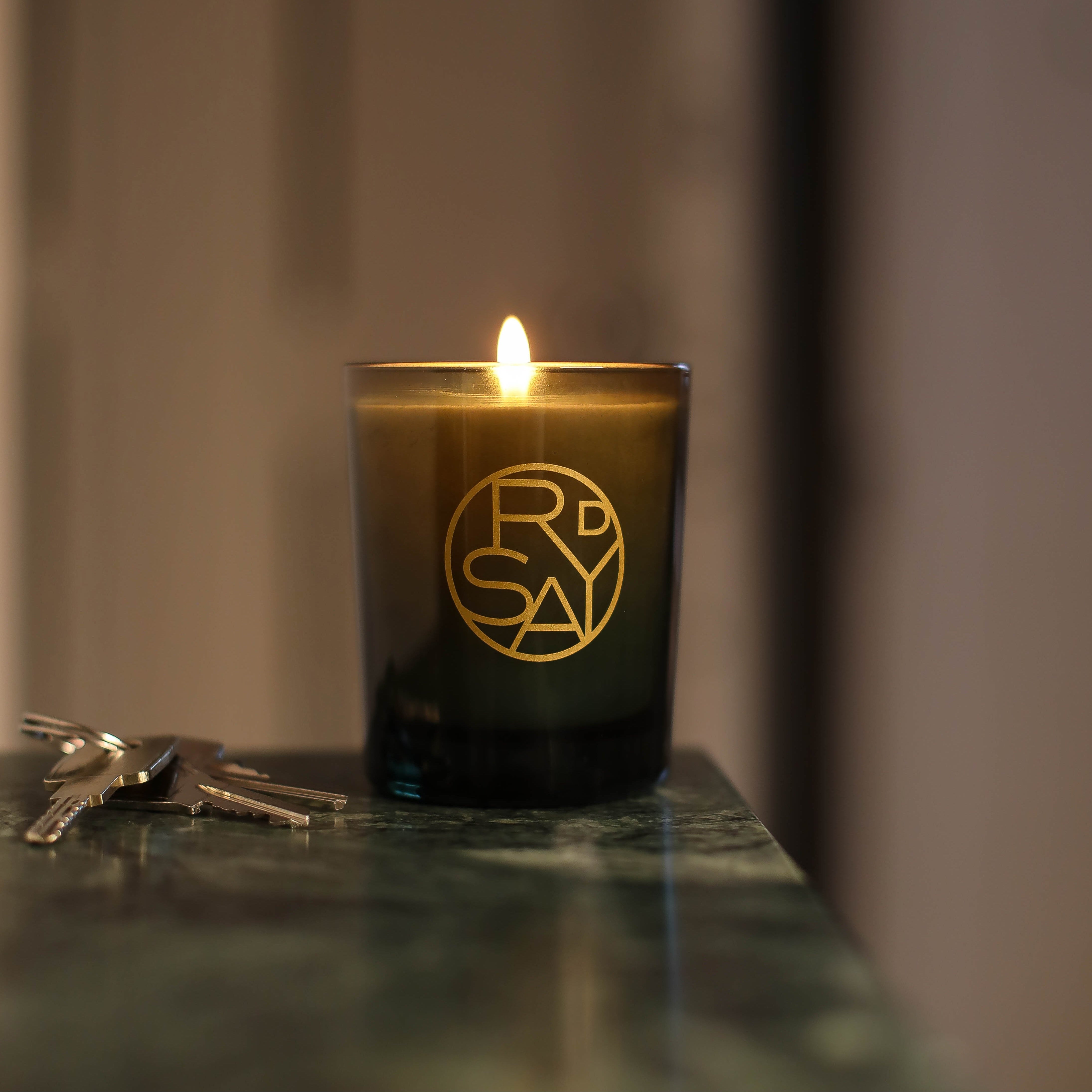 04:30 センティドキャンドル - ドルセー ジャパン (d'Orsay Japan