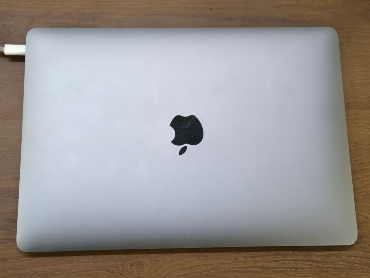 Apple MacBook Air M1 (2020) 16GB, 256GB, 13-inch - Space Grey