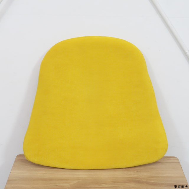 オリバー アームチェア イエロー 木製脚 SCS-480 | どうぐや（東京商会