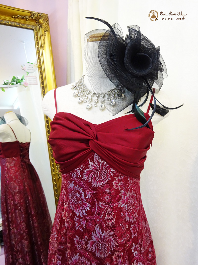 7〜9号の方、上品な赤が映えスタイルよく魅せる日本製ロングドレス【ア