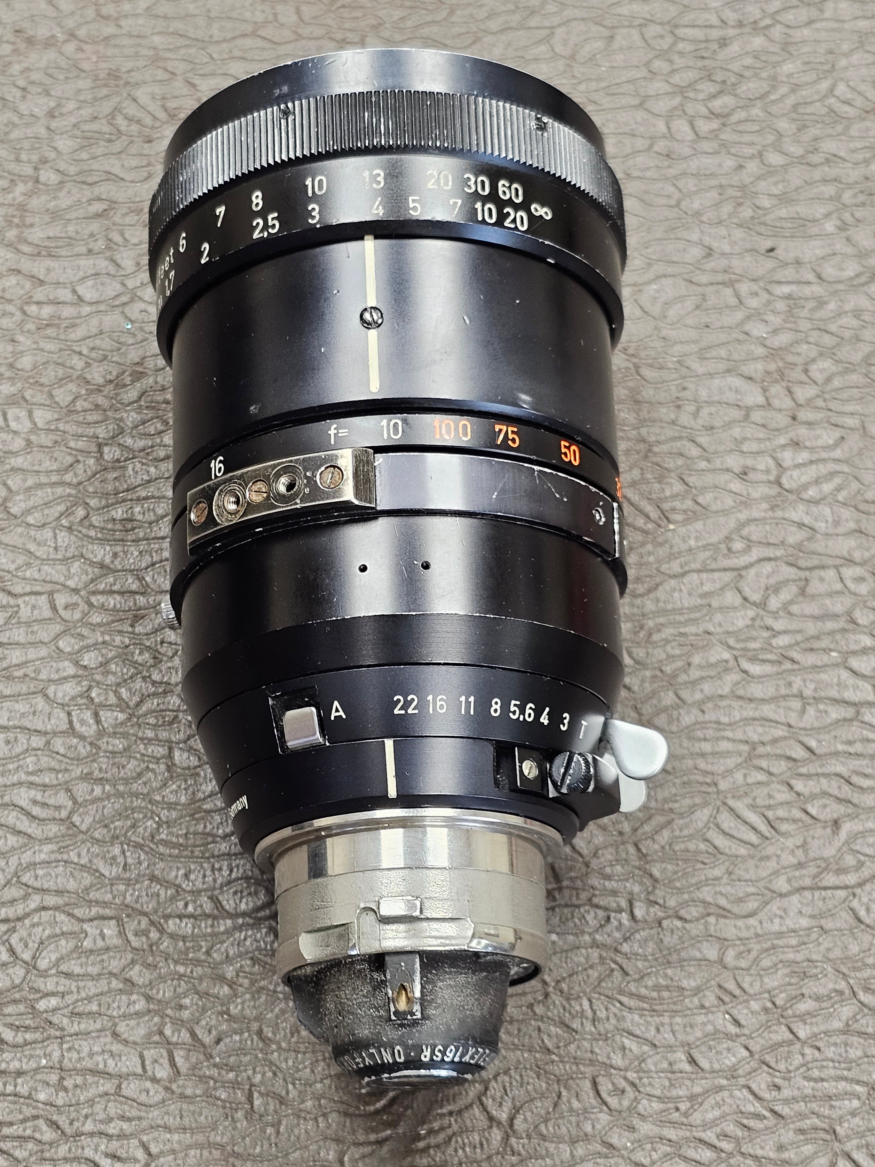 Zeiss Vario-Sonnar 10-100mm T3 Arri Bayonet Mount S# 6523623 – Du