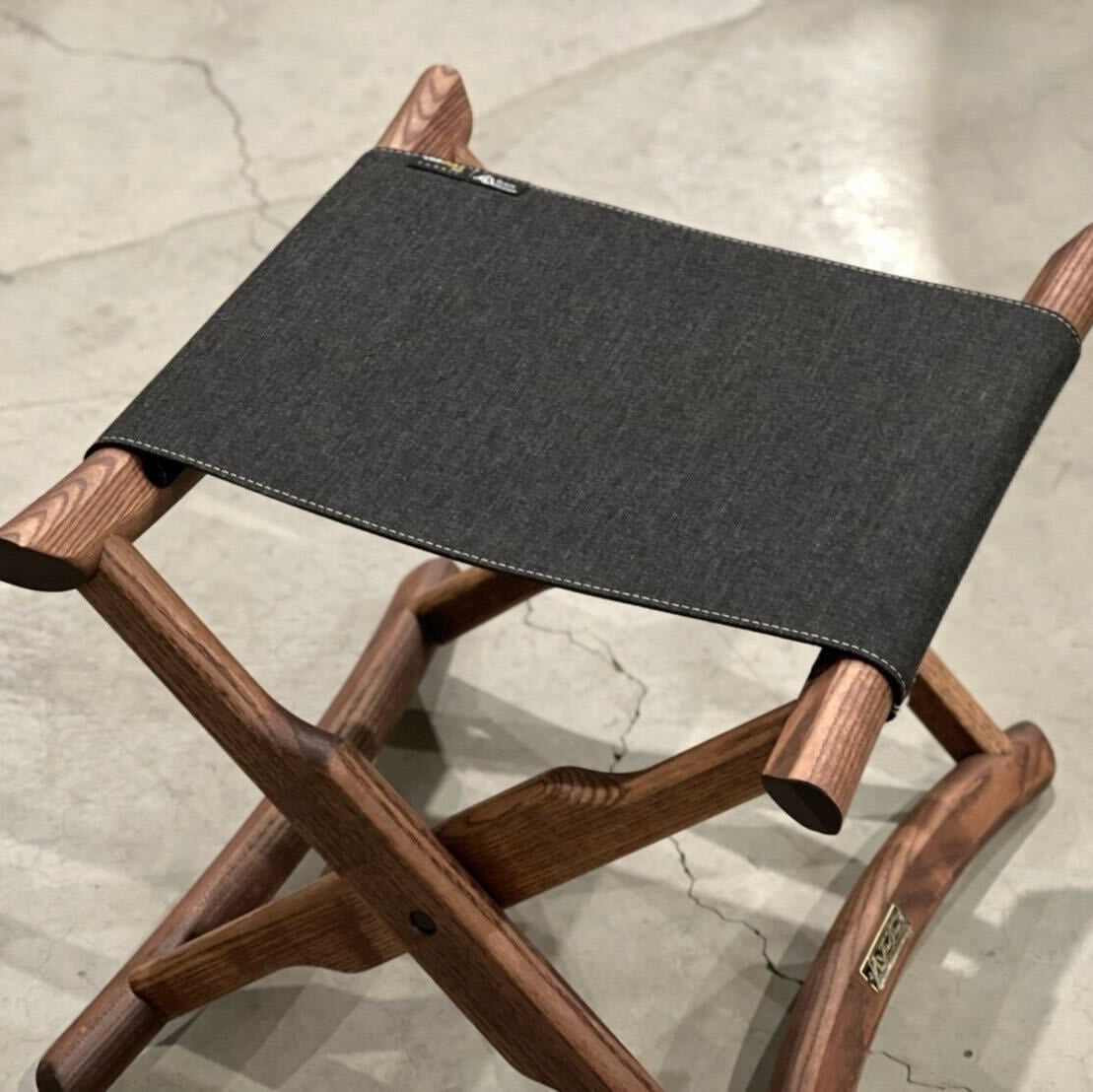 BLACK DESIGN – CROSS ORANGE