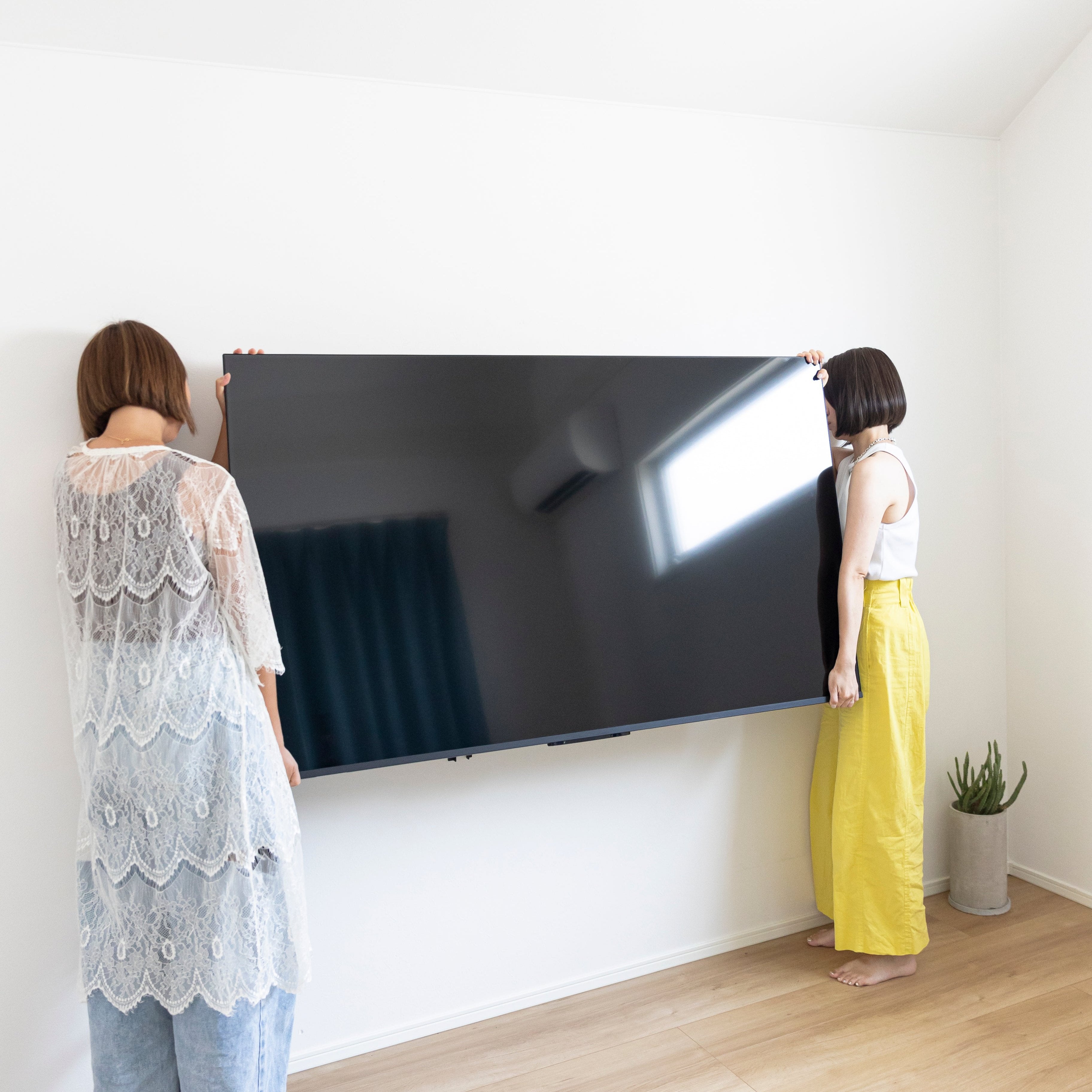 賃貸OK!壁掛けテレビ金具｜FLOAT