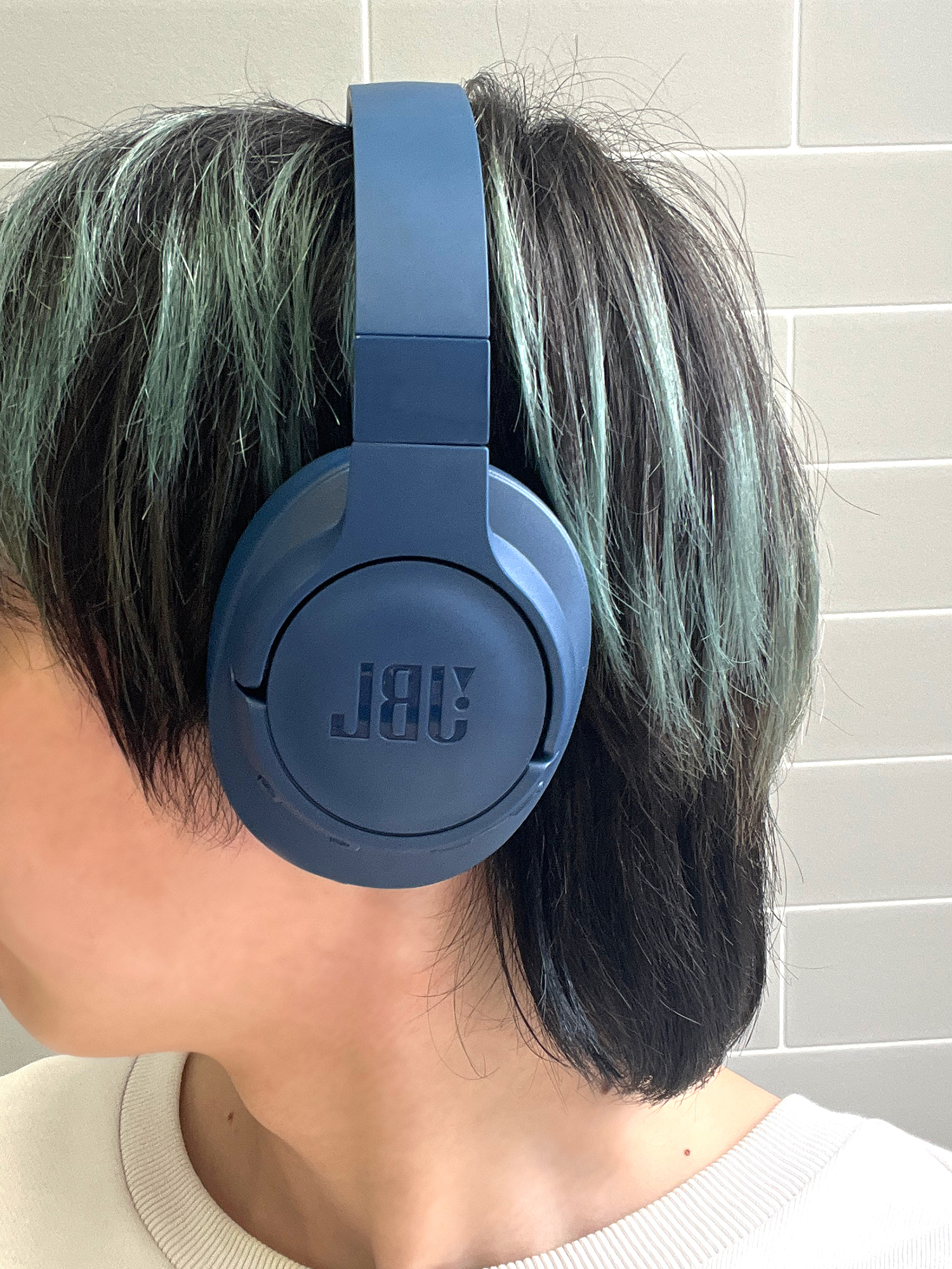 コスパ最強!? ワイヤレスヘッドホン「JBL TUNE 770NC(チューン770