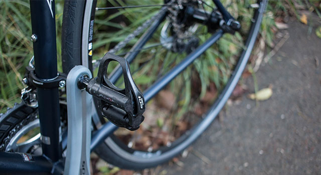 シマノ105のビンディングペダル「PD-5800」レビュー。取付け簡単だし