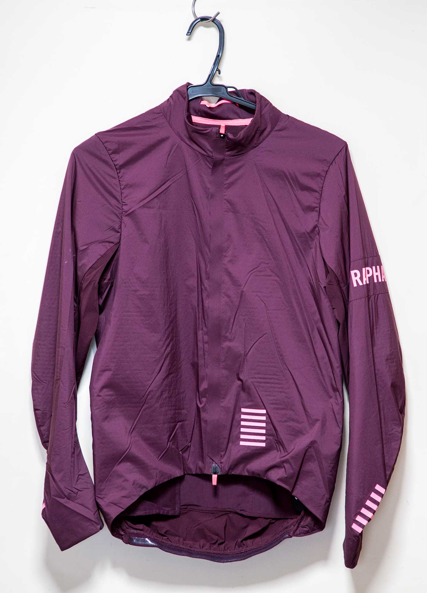 Raphaの冬用ジャケット「PRO TEAM INSULATED JACKET」レビュー。中綿が