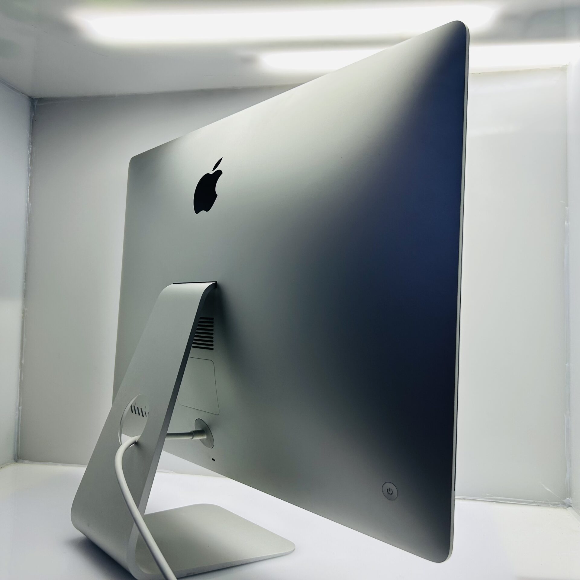 Buy Used iMac 27-inch “Core i7” 4.2GHz (Retina 5K,2017) 40GB RAM