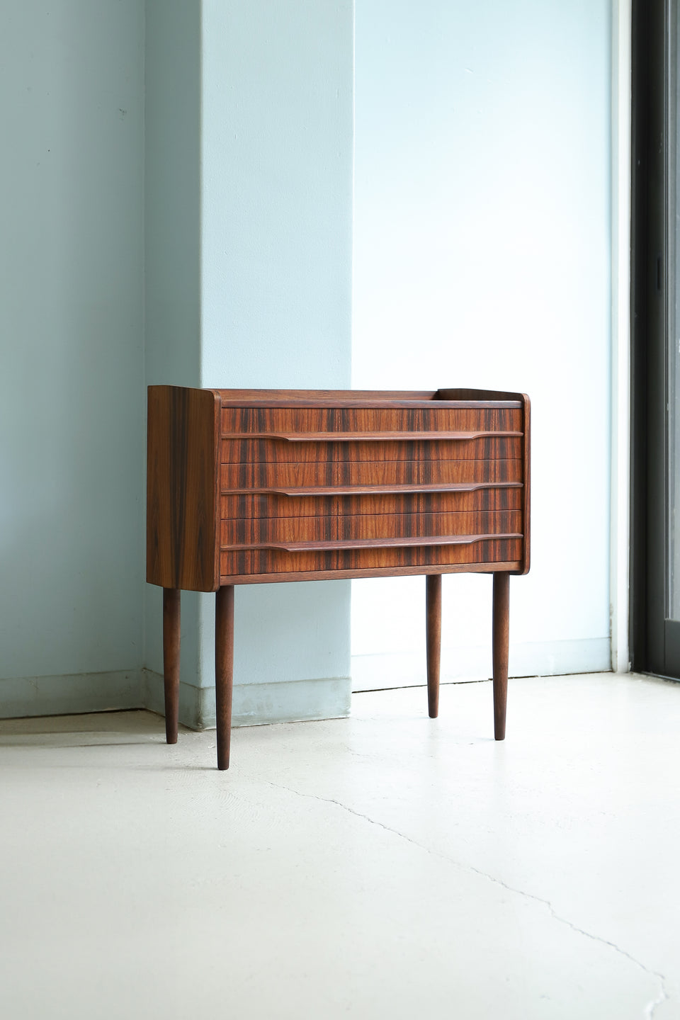 デンマークヴィンテージ サイドチェスト 3段 ローズウッド 北欧家具