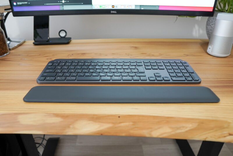 Logicool MXパームレスト レビュー｜MX KEYSにはこれが必要