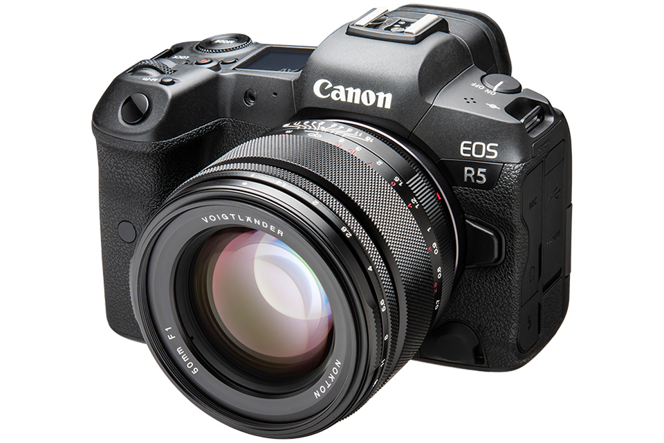 実写レビュー！ 待ちに待った開放F1のキヤノンRFマウント標準レンズ