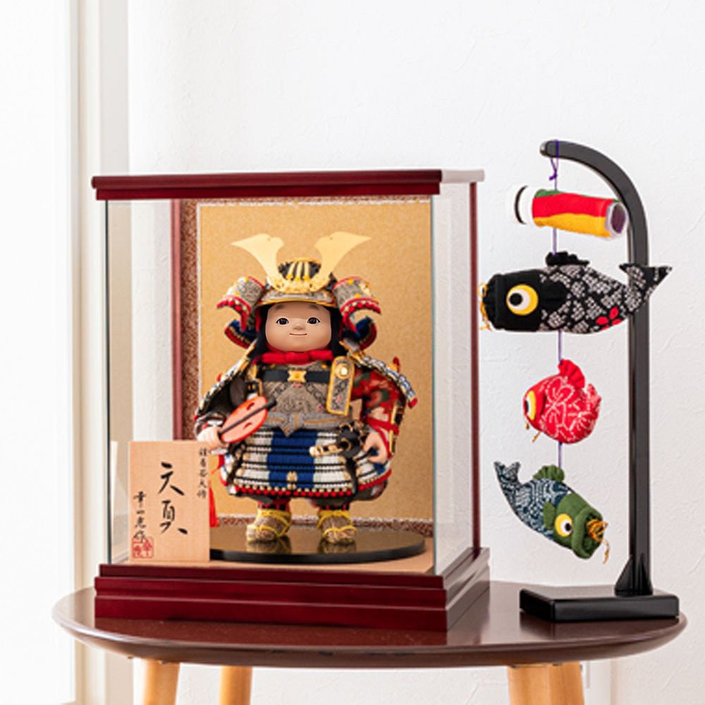 横幅30.5cm｜ケース入り 五月人形 天真(てんま) ｜節句人形｜ ガラス