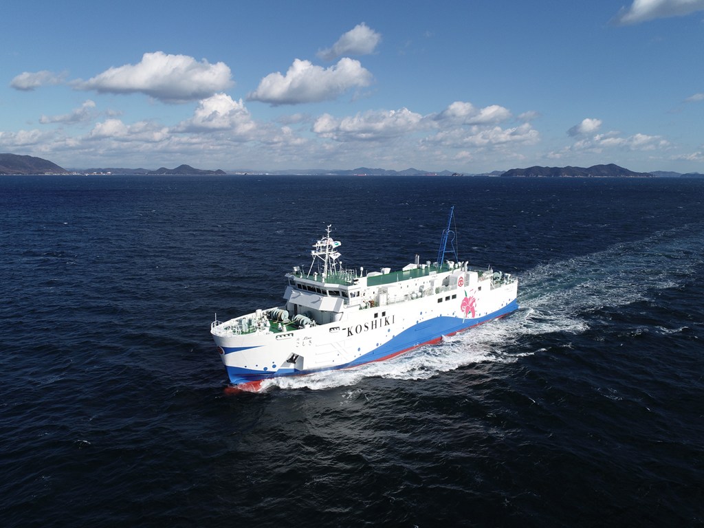 御船印】第九六番社 甑島商船｜日本全国を巡って集める 船の御朱印