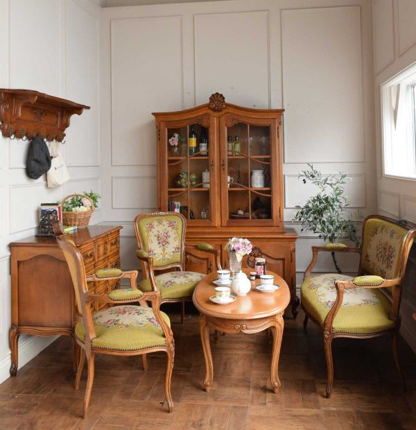 フランスのウォールシェルフ、オーク材のおしゃれなアンティークの壁