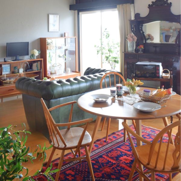 アーコールのフープバックチェア（4本・カスタード色・ハの字脚）(ear