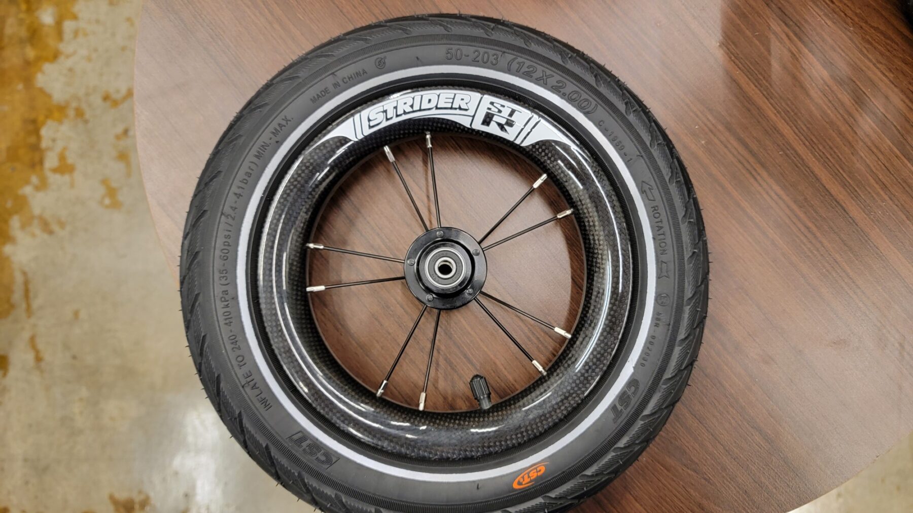 クリスマスプレゼントに是非！ストライダー最強高級ホイールST-R