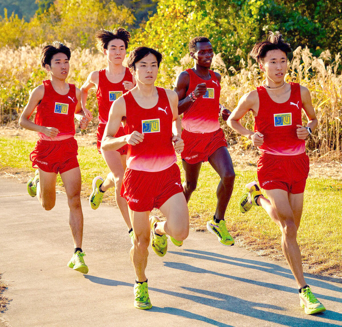 箱根駅伝で往路優勝を目指す城西大 爪先からカーボンプレートが