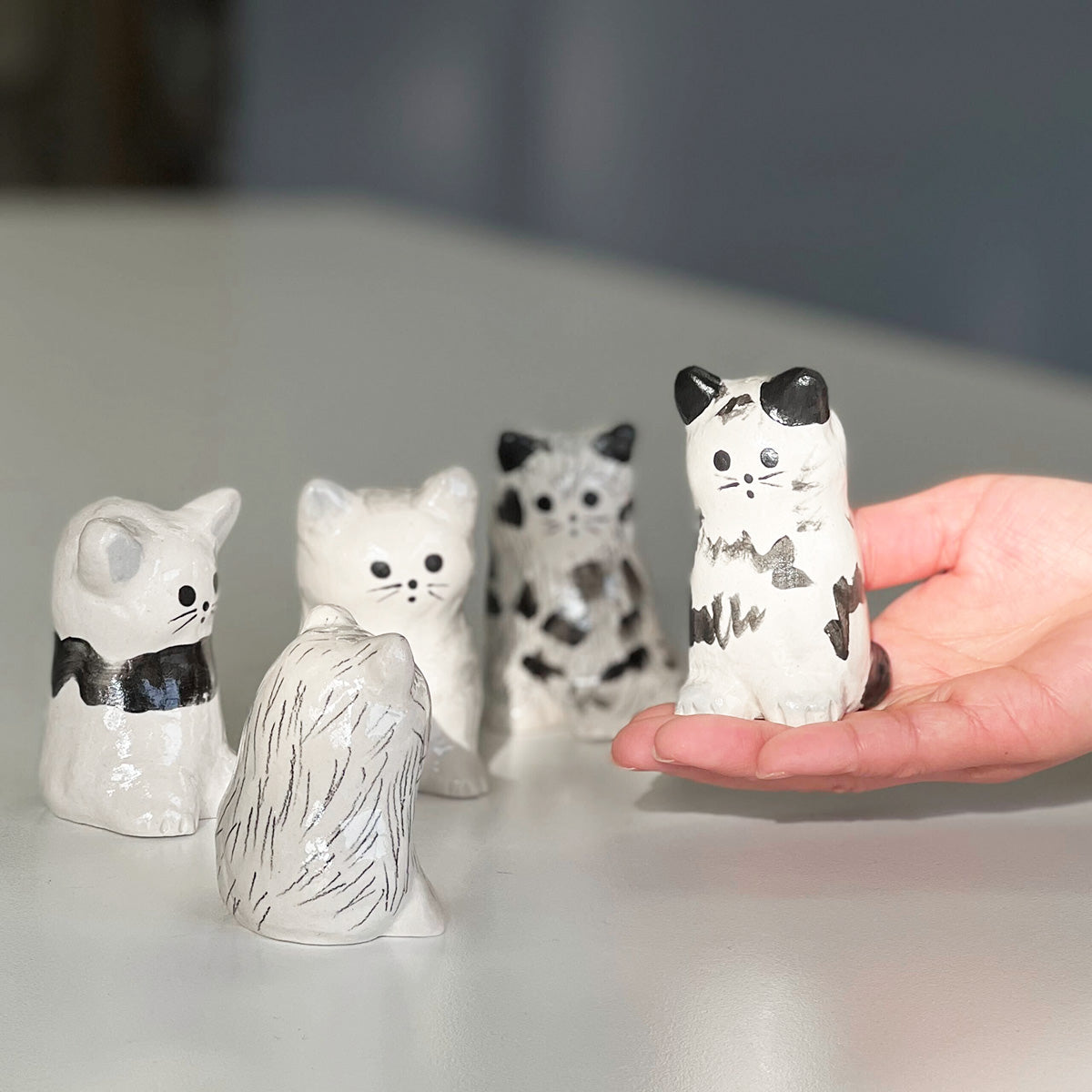 Jenni Tuominen イェンニ・トゥオミネン 陶器のオブジェ ( ネコ 003