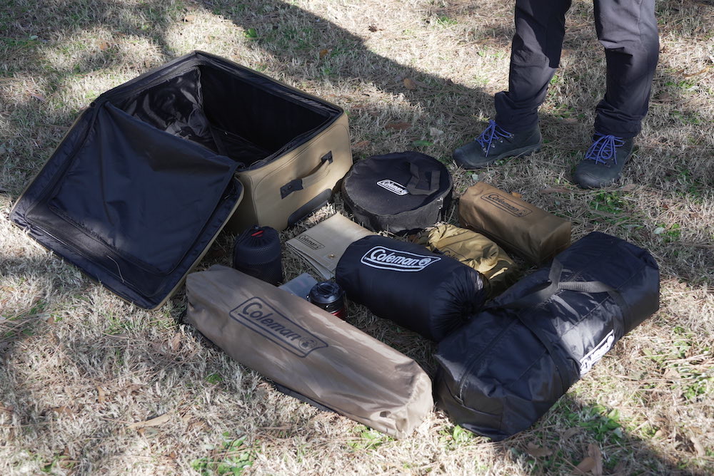 コールマン「ソロキャンプスタートパッケージ」その魅力や開発経緯を