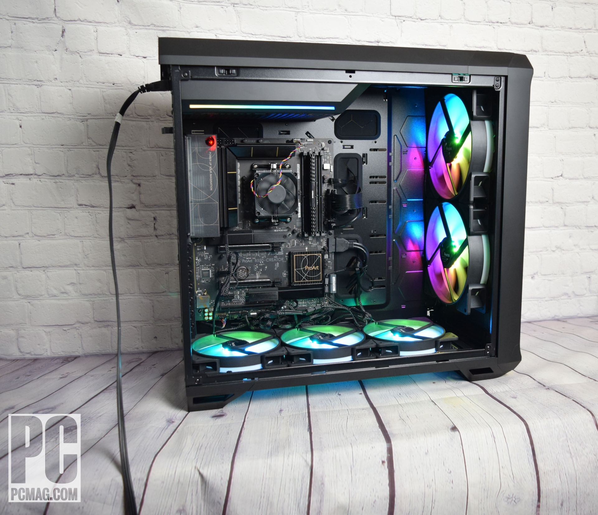 Fractal Design Torrent RGB - Review 2021 - PCMag Middle East