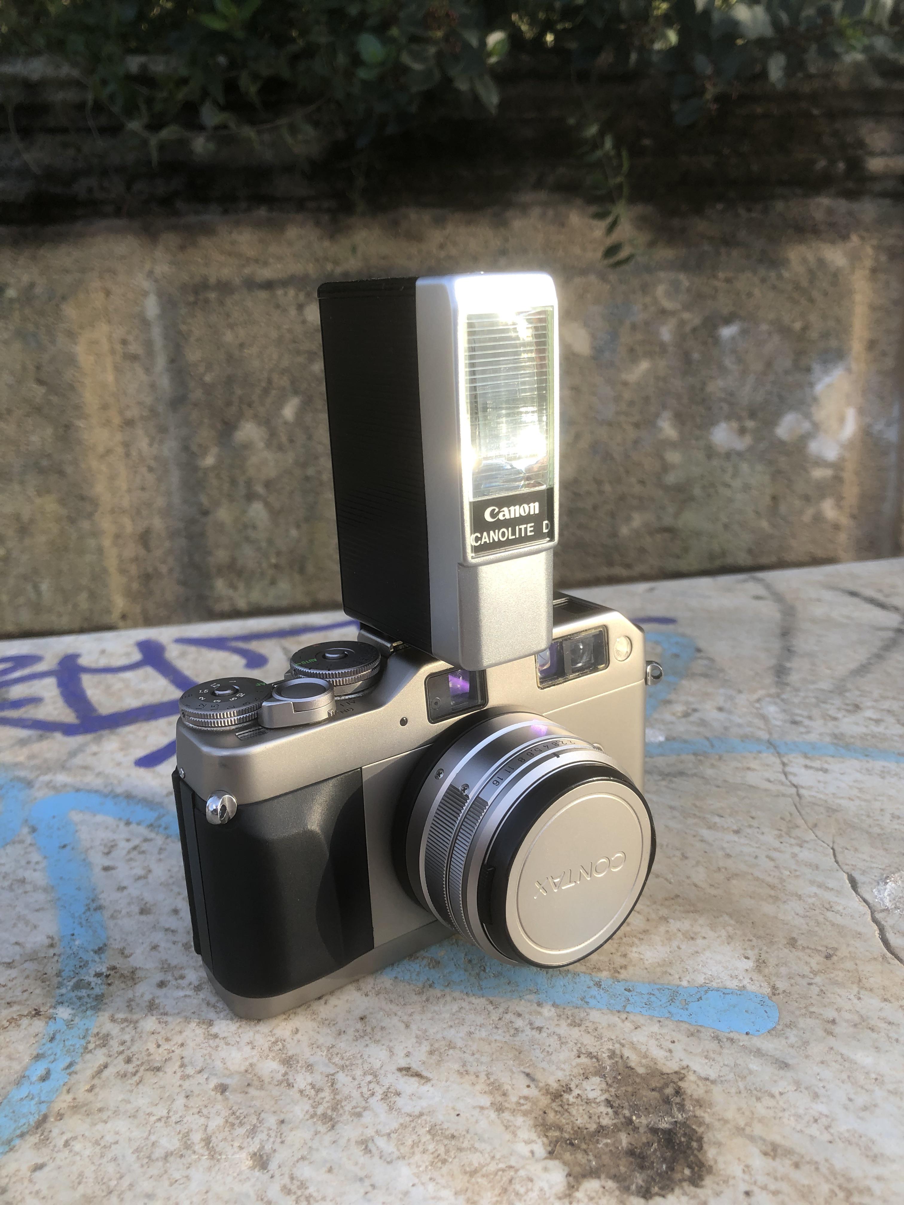 Finally bought back a Contax G1. What you think about this flash